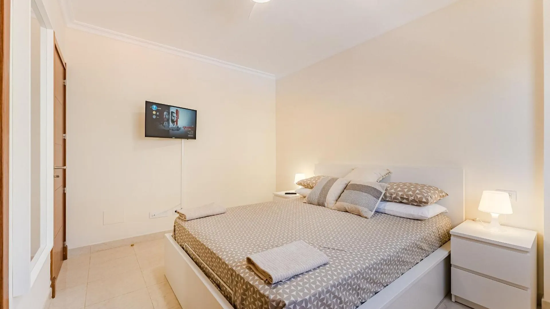 New Sea View Apartment With Terrace In Palm Mar - Arona